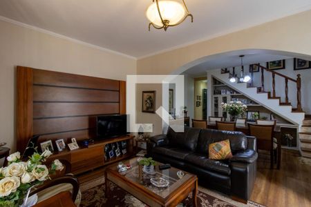 Sala de casa à venda com 3 quartos, 201m² em Vila Galvão, Guarulhos