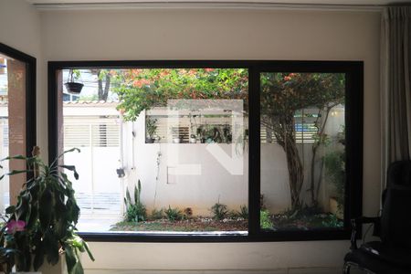 Sala de casa à venda com 3 quartos, 248m² em Vila Mariana, São Paulo