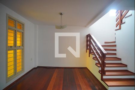 Sala de casa à venda com 3 quartos, 150m² em Vila Nova, Novo Hamburgo