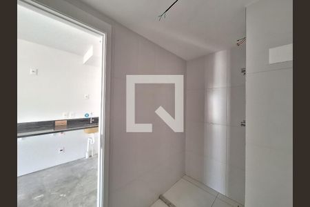 Banheiro de apartamento à venda com 1 quarto, 27m² em Pompeia, São Paulo