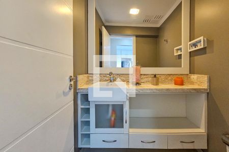 Apartamento para alugar com 200m², 4 quartos e 2 vagas Apartamento para alugar com 200m², 4 quartos e 2 vagasBanheiro