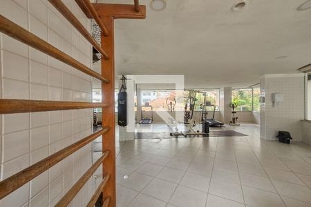 Apartamento para alugar com 200m², 4 quartos e 2 vagas Apartamento para alugar com 200m², 4 quartos e 2 vagasÁrea de Lazer