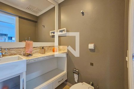 Apartamento para alugar com 200m², 4 quartos e 2 vagas Apartamento para alugar com 200m², 4 quartos e 2 vagasBanheiro