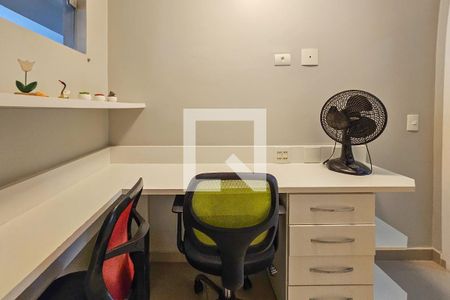 Apartamento para alugar com 200m², 4 quartos e 2 vagas Apartamento para alugar com 200m², 4 quartos e 2 vagasescritório