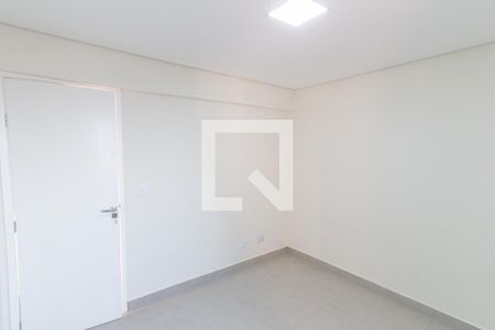 Quarto de apartamento à venda com 1 quarto, 140m² em Vila Isolina Mazzei, São Paulo