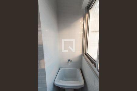 Apartamento para alugar com 140m², 1 quarto e 2 vagas Apartamento para alugar com 140m², 1 quarto e 2 vagasCozinha e Área de Serviço