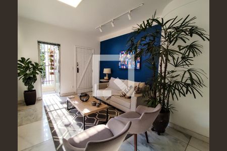 Sala de apartamento à venda com 4 quartos, 140m² em Santo Antônio, Belo Horizonte