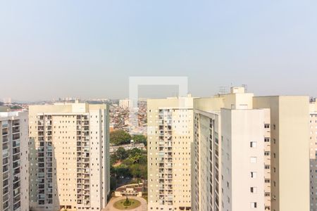 Vista  de apartamento para alugar com 3 quartos, 65m² em Umuarama, Osasco