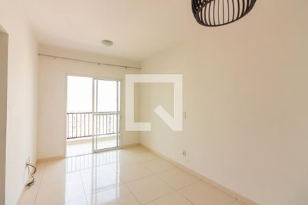 Sala  de apartamento para alugar com 3 quartos, 65m² em Umuarama, Osasco