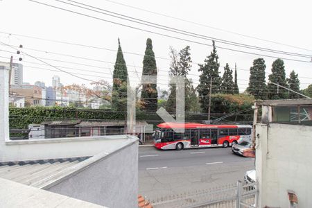 Casa à venda com 198m², 3 quartos e 5 vagas Casa à venda com 198m², 3 quartos e 5 vagasVista