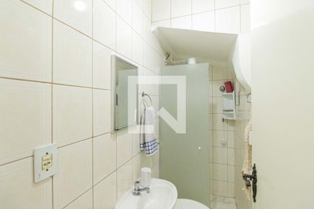 Casa à venda com 198m², 3 quartos e 5 vagas Casa à venda com 198m², 3 quartos e 5 vagasBanheiro 2