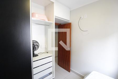 Quarto de apartamento para alugar com 2 quartos, 47m² em Santa Mônica, Uberlândia