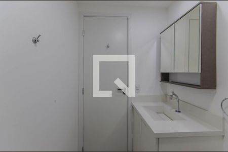 Banheiro de apartamento para alugar com 1 quarto, 28m² em Vila Mariana, São Paulo