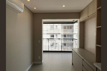 Sala/Cozinha de apartamento à venda com 1 quarto, 34m² em Vila Clementino, São Paulo