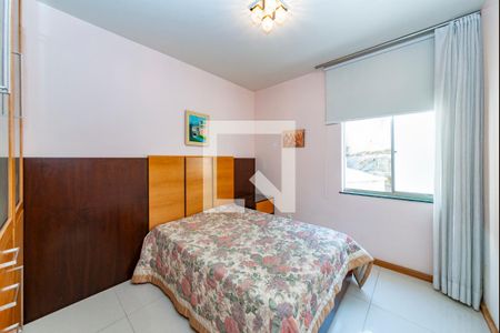 Quarto 1 de apartamento para alugar com 2 quartos, 60m² em Vila Paris, Belo Horizonte