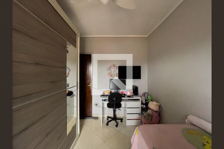 Quarto de casa para alugar com 3 quartos, 116m² em Vila Dalila, São Paulo