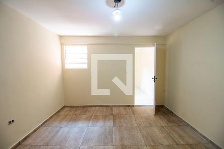 Sala/Quarto de casa para alugar com 1 quarto, 30m² em Quitaúna, Osasco