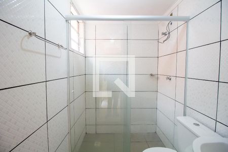 Banheiro  de casa para alugar com 1 quarto, 30m² em Quitaúna, Osasco