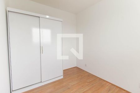 Quarto 1 de apartamento para alugar com 2 quartos, 32m² em Itaquera, São Paulo