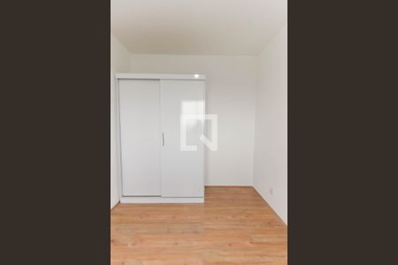 Quarto 1 de apartamento para alugar com 2 quartos, 32m² em Itaquera, São Paulo