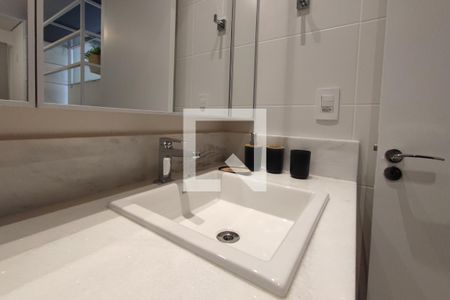 Banheiro de apartamento para alugar com 1 quarto, 40m² em Cambuí, Campinas