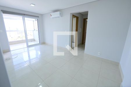 Sala de apartamento para alugar com 2 quartos, 79m² em Setor Bueno, Goiânia