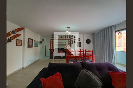 Sala de apartamento para alugar com 2 quartos, 98m² em Recreio dos Bandeirantes, Rio de Janeiro