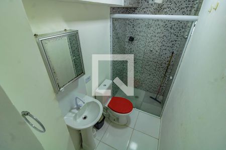 Banheiro de kitnet/studio para alugar com 1 quarto, 40m² em Vila Guarani, São Paulo