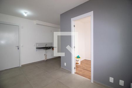 Sala de apartamento para alugar com 2 quartos, 34m² em Vila Gomes, São Paulo