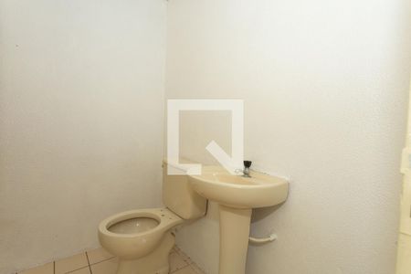 Banheiro de apartamento para alugar com 2 quartos, 62m² em Rubem Berta, Porto Alegre