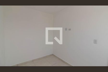 Quarto 1 de apartamento para alugar com 2 quartos, 41m² em Vila Silvia, São Paulo