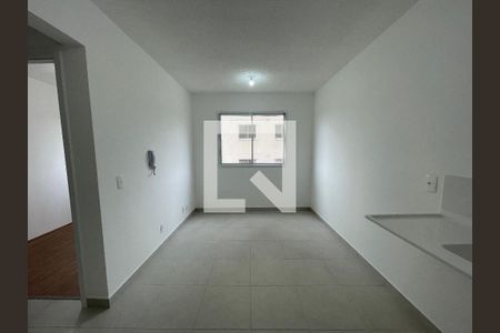 Sala/Cozinha de apartamento para alugar com 2 quartos, 32m² em Jardim Celeste, São Paulo