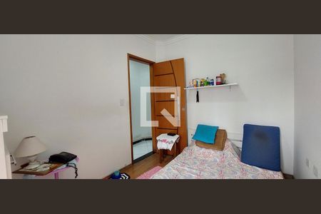 Quarto  de apartamento à venda com 2 quartos, 42m² em Jardim Bela Vista, Santo André