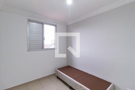 Quarto 2 de apartamento para alugar com 2 quartos, 55m² em Jardim Roberto, Osasco