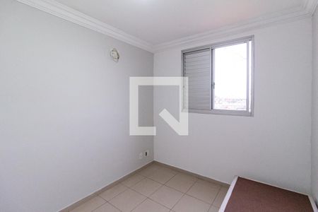 Quarto 2 de apartamento para alugar com 2 quartos, 55m² em Jardim Roberto, Osasco