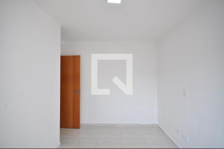 Quarto 1 de apartamento para alugar com 2 quartos, 44m² em Vila Irmaos Arnoni, São Paulo