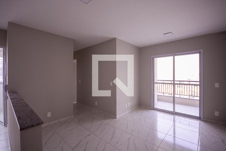 Sala  de apartamento para alugar com 2 quartos, 54m² em Vila Nair, São Paulo