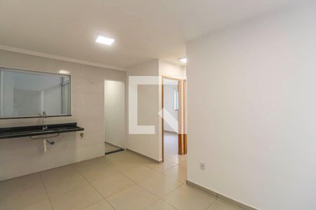 Cozinha  de apartamento para alugar com 2 quartos, 41m² em Vila Formosa, São Paulo