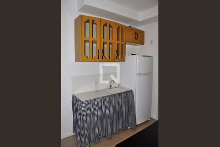 Sala/Quarto/Cozinha de apartamento à venda com 1 quarto, 17m² em Vila Guedes, São Paulo