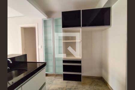 Cozinha  de apartamento à venda com 4 quartos, 130m² em Serra, Belo Horizonte