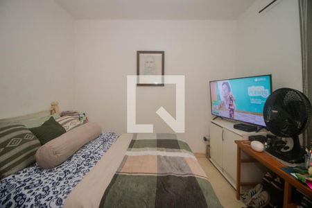 Quarto 1 de apartamento para alugar com 2 quartos, 68m² em Petrópolis, Porto Alegre