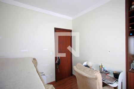 Quarto 1 de apartamento à venda com 3 quartos, 100m² em Sagrada Família, Belo Horizonte