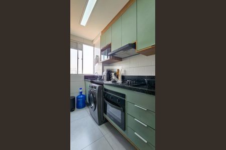 Cozinha de apartamento para alugar com 2 quartos, 44m² em Usina Piratininga, São Paulo