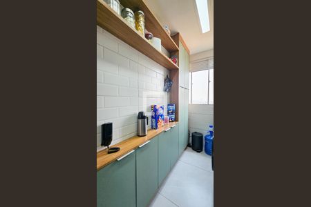 Cozinha de apartamento para alugar com 2 quartos, 44m² em Usina Piratininga, São Paulo