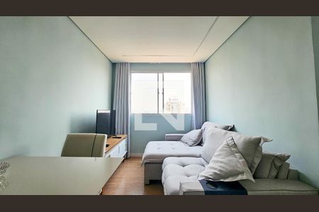 Sala de apartamento à venda com 2 quartos, 44m² em Usina Piratininga, São Paulo