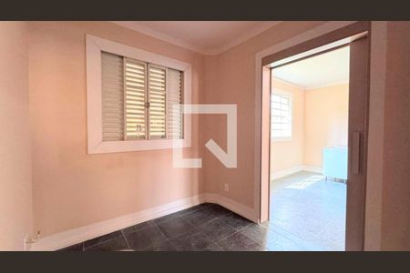 Sala  de apartamento à venda com 3 quartos, 100m² em São Pedro, Belo Horizonte