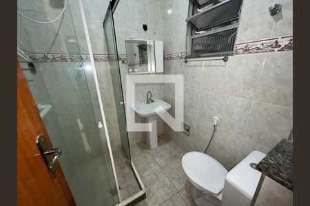 Banheiro de apartamento para alugar com 2 quartos, 55m² em Méier, Rio de Janeiro