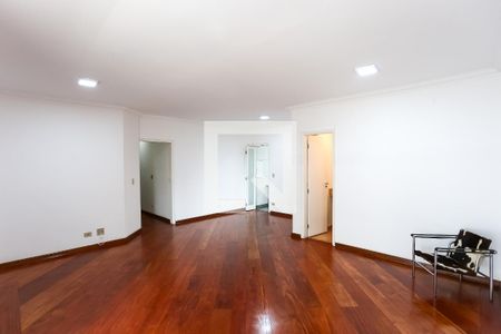 Sala  de apartamento à venda com 3 quartos, 124m² em Vila Suzana, São Paulo