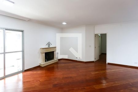 Sala de apartamento à venda com 3 quartos, 124m² em Vila Suzana, São Paulo