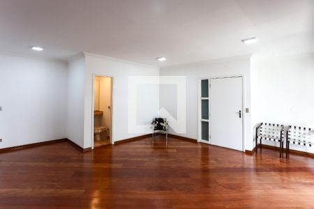 Sala de apartamento à venda com 3 quartos, 124m² em Vila Suzana, São Paulo